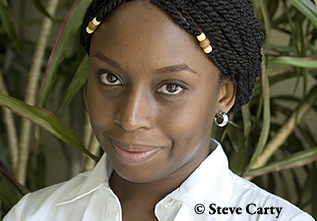 Chimamanda Ngozi Adichie - Photo © Steve Carty
